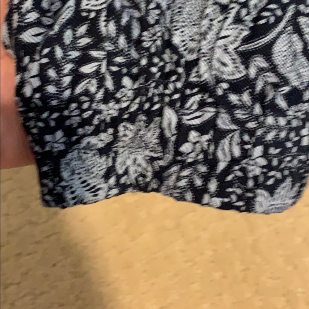 Jumpsuit - Picture 4 of 8